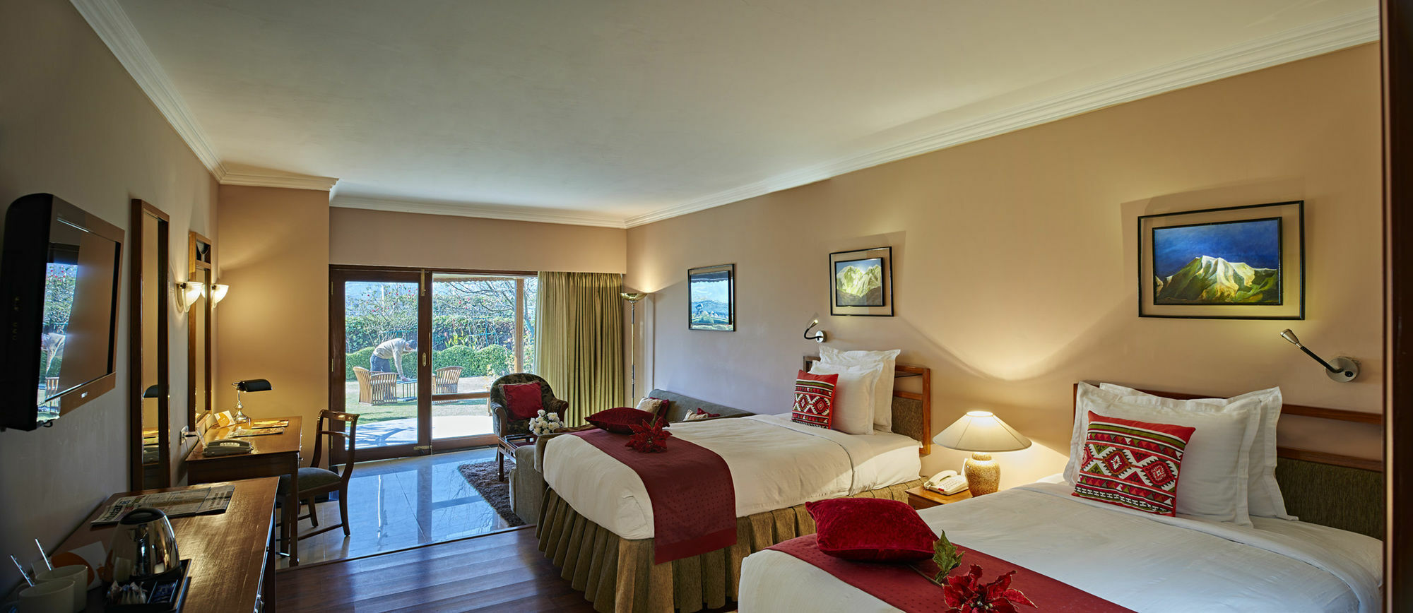 Hotel Club Mahindra White Meadows Manāli Esterno foto
